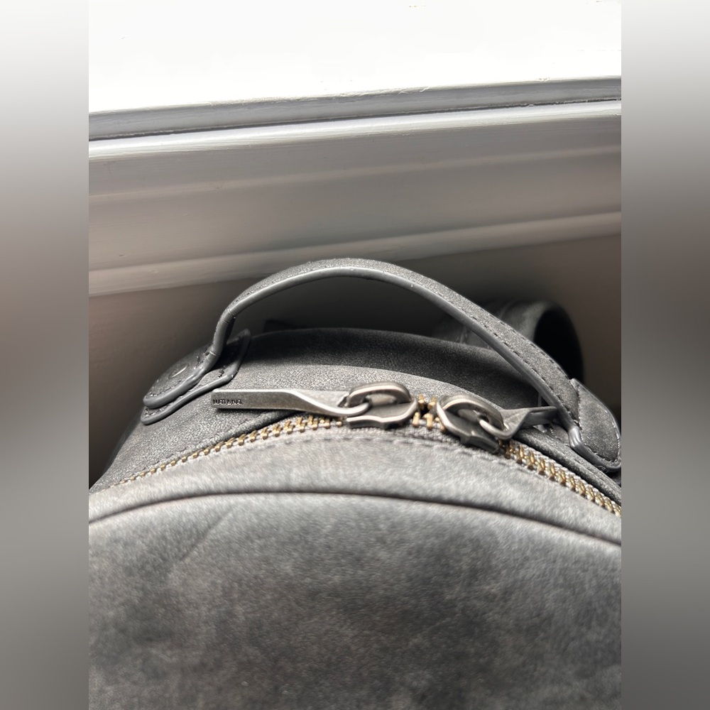 Matt & Nat • OLLY VEGAN BACKPACK - SUEDE - Picture 5 of 9